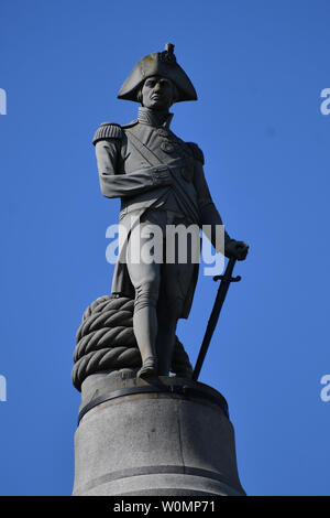 Londres. 27 juin 2019. La colonne Nelson à Trafalgar Square, le 27 juin 2019, Londres, Royaume-Uni : Crédit photo Capital/Alamy Live News Banque D'Images