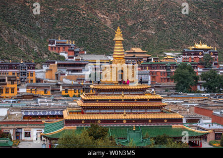 Gannan des coutumes, de paysages magnifique monastère humaniste prairie sun Zhuoma tente de Bouddha Banque D'Images