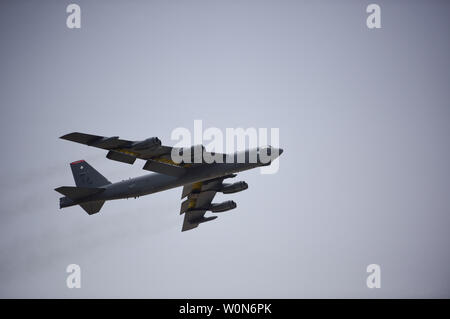 L'US Air Force UN B-52H Stratofortress aéronefs affectés à la 20e Escadron expéditionnaire bombe décolle à Al Udeid Air Base, Qatar, le 12 mai 2019. C'était la première mission de la Task Force de bombardiers déployés dans le commandement central américain zone de responsabilité pour défendre les forces américaines et leurs intérêts dans la région. Photo par Tech. Le Sgt. Nichelle Anderson/U.S. Air Force/UPI Banque D'Images