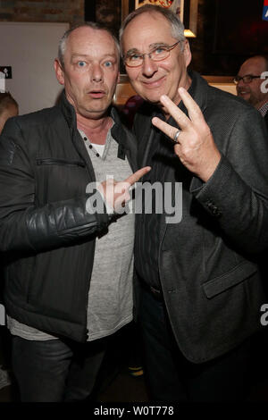 Joerg Reitmann, Harry Schulz, à parti de lancement du programme de l'Antenne du Sendestart zum Rock, Hard Rock Cafe Hambourg, 09.04.2018 Banque D'Images