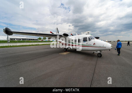 BERLIN, ALLEMAGNE - 25 avril 2018 : civil des avions polyvalents Piaggio P.166C. Exposition salon ILA à 2018. Banque D'Images