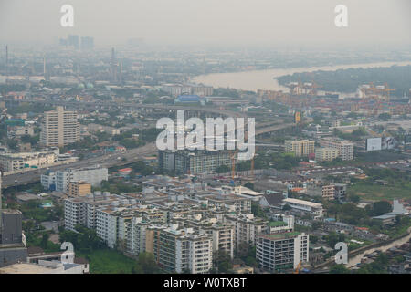 Bangkok, Thaïlande - 23 décembre 2018 : Ville de Bangkok où est la capitale de la Thaïlande concernant la pollution de l'air ne sait pas créer de scène et u Banque D'Images