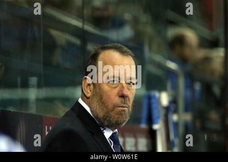 Cheftrainer Paul Thompson (Schwenningen), 22. Sptg. DEL 18-19 : SERC Wildwings vs. Adler Mannheim Banque D'Images