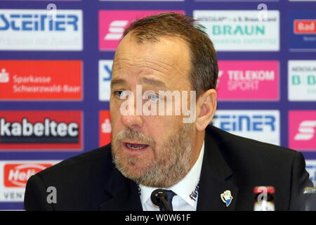 Cheftrainer Paul Thompson (Schwenningen) bei Pressekonferenz, PK, 22. Sptg. DEL 18-19 : SERC Wildwings vs. Adler Mannheim Banque D'Images