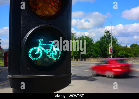 Cycle dédié feux de circulation sur l'autoroute de l'cycle leeds yorkshire royaume uni Banque D'Images