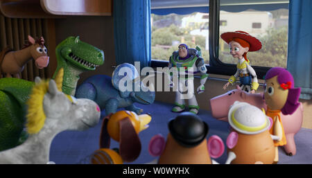 Toy Story 4 est une animation par ordinateur 3D comédie film produit par Pixar Animation Studios de Walt Disney Pictures. C'est le quatrième opus de la série Toy Story de Pixar. Cette photographie est fourni pour un usage éditorial uniquement et est l'auteur du film company et/ou de l'espace attribué par le photographe ou film société de production. Banque D'Images