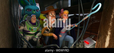 Toy Story 4 est une animation par ordinateur 3D comédie film produit par Pixar Animation Studios de Walt Disney Pictures. C'est le quatrième opus de la série Toy Story de Pixar. Cette photographie est fourni pour un usage éditorial uniquement et est l'auteur du film company et/ou de l'espace attribué par le photographe ou film société de production. Banque D'Images