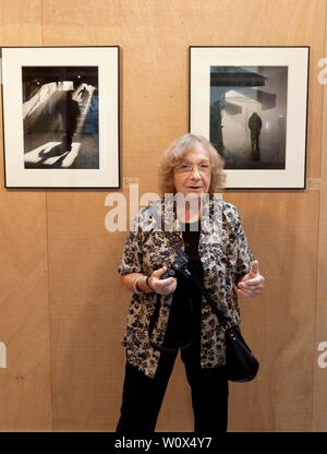 SABINE WEISS LE DERNIER PHOTOGRAPHE HUMANISTE Banque D'Images