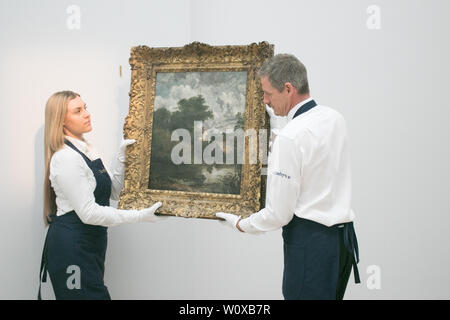 London UK. 28 juin 2019. Peinture : "étude pour le Cheval Blanc' de John Constable RA, estimation : €3 millions à la presse aperçu de Sotheby's Old Master Ventes qui British landscape paintings par Gainsborough, Turner et Constable, et les grandes Œuvres de la Renaissance et Baroque par Botticelli, Brueghel, Rubens, Liss & Wtewael et œuvres récemment découverte par Diego Velázquez et Rosso Fiorentino. Credit : amer ghazzal/Alamy Live News Banque D'Images