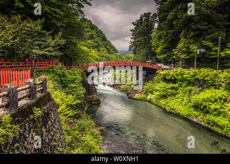 Nikko - le 22 mai 2019 : pont Shinkyo à Nikko, Japon Banque D'Images