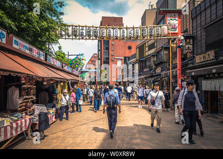 Tokyo - le 18 mai 2019 : Sanja Matsuri Festival foule à Asakusa, Tokyo, Japon Banque D'Images