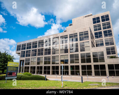 Cour Artrium Bracknell, Regus, rénovation de bureaux, Bracknell, Berkshire, Angleterre, RU, FR. Banque D'Images