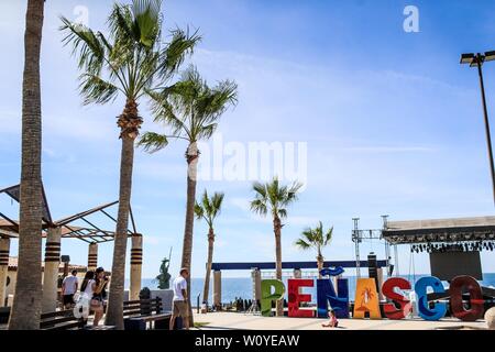 Lettres de différentes couleurs avec le mot Peñasco dans la destination touristique appelé Puerto Peñasco, Sonora, Mexique. laza ou malecon de l'desti Banque D'Images