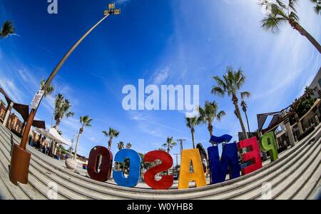 Lettres de différentes couleurs avec le mot Peñasco dans la destination touristique appelé Puerto Peñasco, Sonora, Mexique. laza ou malecon de l'desti Banque D'Images