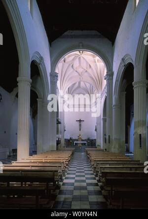 L'INTÉRIEUR DE LA IGLESIA HACIA LA CABECERA. Lieu : église paroissiale. Colomera. Grenade. L'ESPAGNE. Banque D'Images