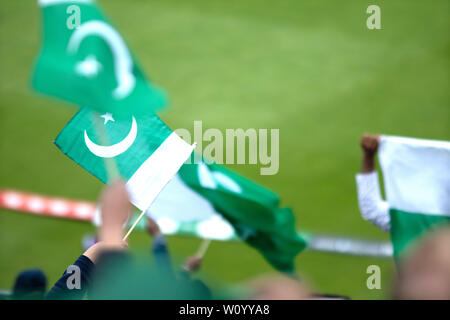 26 Juin, 2019 - Le Pakistan les partisans de passion soutenir leur équipe contre la Nouvelle-Zélande à Birminghan Edgebaston, pendant la Coupe du Monde de la CCI 2019 Banque D'Images
