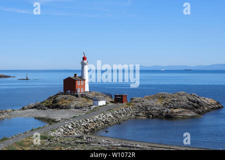 Le phare de Fisgard au Fort Rod Hill à Victoria, BC, Canada Banque D'Images