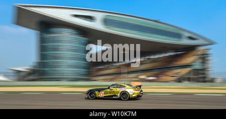 Beijing, Chine. 28 Juin, 2019. Racer Lyu Wei de Phantom Pro Racing fait concurrence au cours de la classe GT4 course de la Chine 2019 GT dans l'est de la Chine, Shanghai, le 28 juin 2019. Credit : Xia Yifang/Xinhua/Alamy Live News Banque D'Images