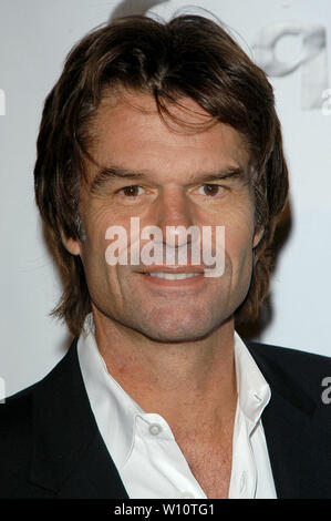 Harry Hamlin à l'Oceana 2004 Partenaires Gala Awards tenue à l'Esquire House à Los Angeles, CA. L'événement a eu lieu le jeudi 11 novembre 2004. Photo par : SBM / PictureLux - Tous droits réservés - N° de référence du fichier SBMPLX 33790-5979 Banque D'Images