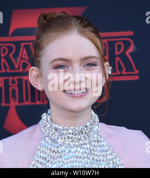 28 juin 2019 - Santa Monica, Californie, États-Unis - évier Sadie's Netflix arrive pour 'Stranger Things' Saison 3 Premiere at Santa Monica High School. (Crédit Image : © Lisa O'Connor/Zuma sur le fil) Banque D'Images