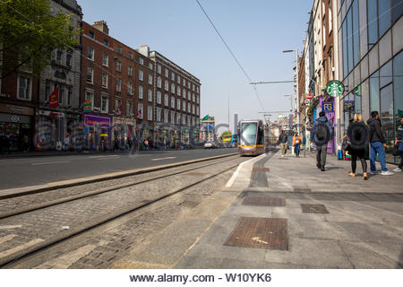 Une belle journée du mois d'avril à Dublin en Irlande Banque D'Images