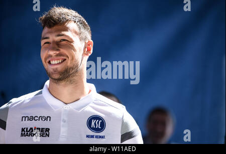 Karlsruhe, Allemagne. 29 Juin, 2019. Portrait, portrait, portrait, chef Lukas Froede (KSC). GES/football/2ème Bundesliga : la réunion des membres du Karlsruher Sport-Club sur l'objet de retombées économiques, l'utilisation dans le monde entier 29.06.2019 | Credit : dpa/Alamy Live News Banque D'Images