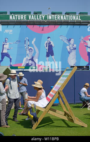 Eastbourne, Royaume-Uni. 29 juin 2019. Temps parfait pour regarder le tennis, si peut-être un peu chaud pour jouer - à Nature Valley International tennis dans le Devonshire Park. Banque D'Images