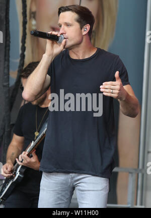 New Yokr, NY, USA. 28 Juin, 2019. Walker Hayes effectue à FOX & Friends All-American Série de concerts d'été à New York le 28 juin 2019. Credit : Rw/media/Alamy Punch Live News Banque D'Images