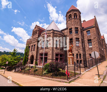 La Bibliothèque Carnegie de Braddock, la première bibliothèque publique financé par Andrew Carnegie, Braddock, North Carolina, USA Banque D'Images