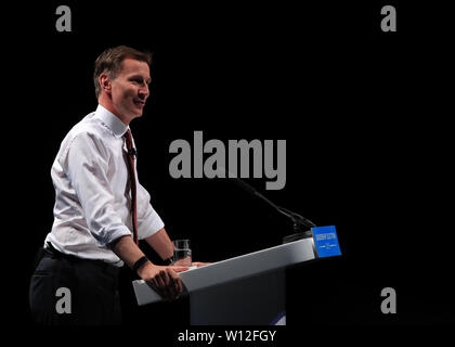 La direction du parti conservateur contender Jeremy Hunt s'exprimant lors d'une campagne électorale à la direction du parti conservateur à Manchester. Banque D'Images