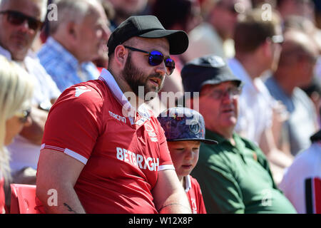 Les partisans de la forêt lors de la pré-saison match amical entre Alfreton Town et Nottingham Forest à North Street, Worksop le samedi 29 juin 2019. Banque D'Images