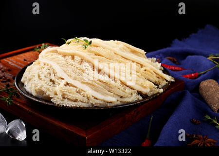 Ingrédients porc, hot pot la gorge jaune, mille-feuilles de boeuf, du ventre de la couche croquante, ventre poilu Banque D'Images