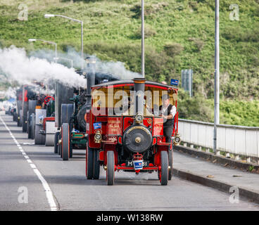 Kinsale, Cork, Irlande. 29 Juin, 2019. Les moteurs à vapeur d'époque ancienne façon de faire il y a sur le pont à Kinsale, dans le comté de Cork, dans le cadre d'une journée trois cours sur la route de Baltimore à Kinsale pour lever des fonds pour la RNLI. Crédit : David Creedon/Alamy Live News Banque D'Images