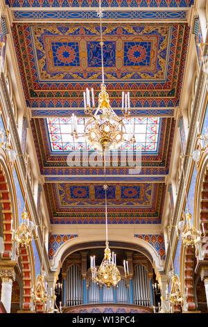 Prague, République tchèque, 20 juin 2019 - Vue de l'intérieur de Jérusalem Synagogue du Jubilé à Prague, République Tchèque Banque D'Images