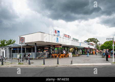 U Kurt Schumacher Platz, métro U-bahn Railway station , Reinickendorf-Berlin entrée Banque D'Images