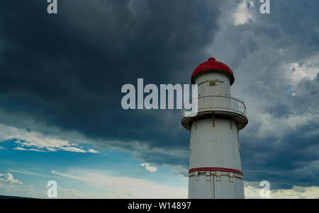 Montréal, Canada, Juin 29, 2019.Les nuages de tempête sur le lac de déménagement à Montréal,Québec,Canada.Credit:Mario Beauregard/Alamy Live News Banque D'Images