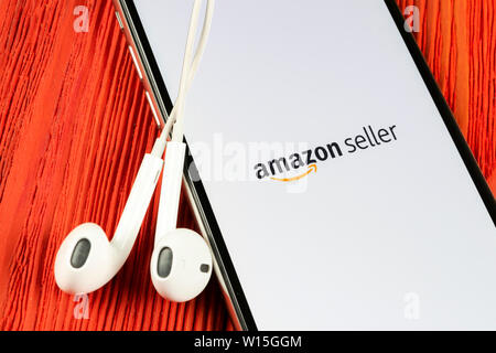 Helsinki, Finlande, le 4 mai 2019 : l'icône de l'application Amazon Seller sur Apple iPhone écran X close-up. AmazonSeller icône de l'application. Amazon Seller application. Afin Banque D'Images