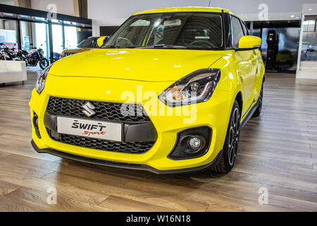 Poznan, Pologne, Mars 2019 : nouvelle Suzuki Swift Sport, Poznan International Motor Show, 4e gen, voiture sous-compacte du segment B produite par Suzuki Banque D'Images