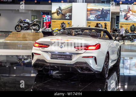 Poznan, Pologne, Mars 2019 : La BMW Série 8 Cabriolet 850i xDrive, Poznan International Motor Show, le G14 cabriolet voiture fabriquée et commercialisée par BMW Banque D'Images