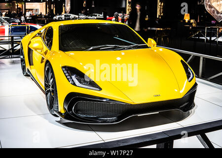 Bruxelles, Belgique, Jan 18, 2019 : jaune métallique Noble M500 supercar britannique à Bruxelles Salon de l'automobile, produit par Noble Automotive Ltd Banque D'Images