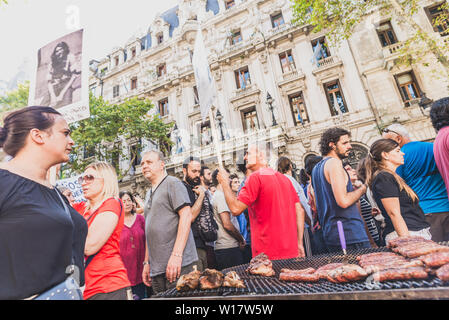 Buenos Aires, Argentine - le 24 mars 2017 : les personnes à jour de la mémoire de la dictature Banque D'Images