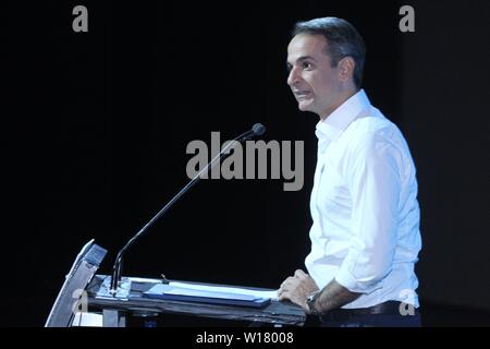 L'opposition grecque chef du parti Nouvelle Démocratie Kyriakos Mitsotakis parle au cours de la présentation de sa plate-forme. La Grèce est sur la voie d'une élection générale le 7 juillet, trois mois avant l'échéance. Banque D'Images