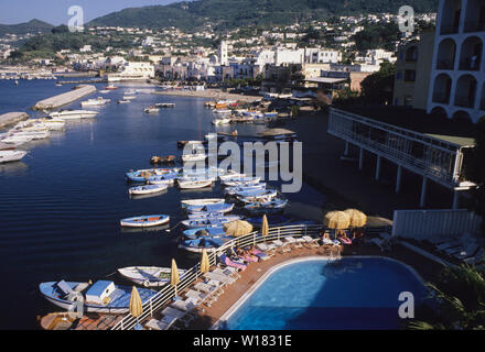 Regina Isabella horel, l'île de Ischia, dans le golfe de Naples, Campanie, Italie Banque D'Images