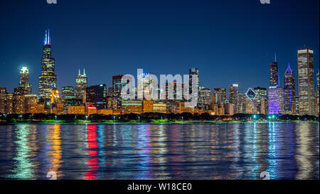 Chicago by night - incroyable skyline - Chicago, USA - 12 JUIN 2019 Banque D'Images