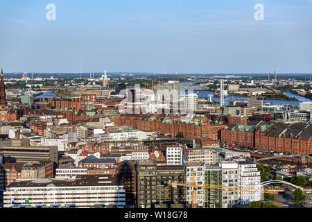 Blick über die auf die Speicherstadt Elbbrücken aus der Luft Banque D'Images