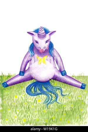 Un mignon unicorn est assis sur l'herbe verte, manger un gâteau. Un papillon jaune s'assied sur son ventre rond. Illustration à l'aide de crayons aquarelle Banque D'Images