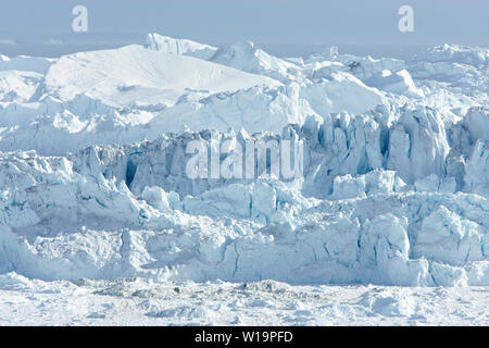 La fonte des glaces de la plus vite du monde, le Glacier Jakobshavn Ilulissat, au Groenland, près de. Le réchauffement climatique ont accellerated la fonte et la mise bas de la glace bergs. Banque D'Images
