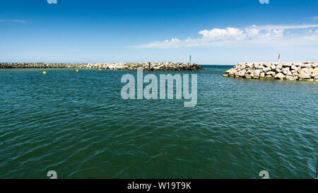 Bassin du port à Lohme Banque D'Images