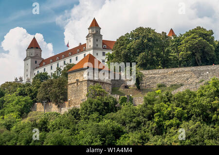 Le château de Bratislava, le plus important et le centre château de Bratislava. La Slovaquie Banque D'Images