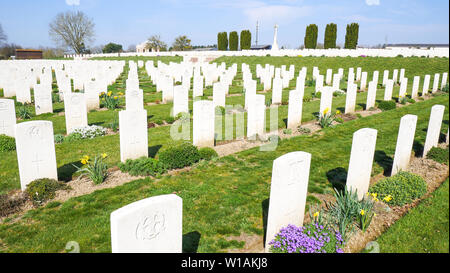 Cimetière militaire britannique de la PREMIÈRE GUERRE MONDIALE, Abbeville, Somme, Hauts-de-France, France Banque D'Images